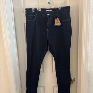 Women’s Levi Dark Blue Jeans